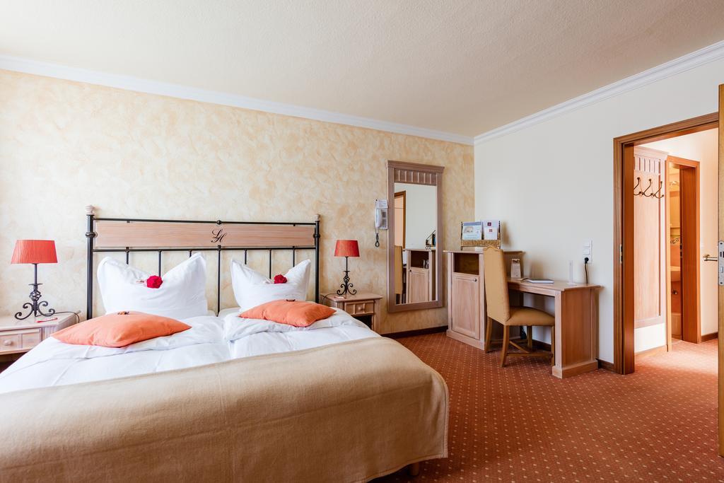 Hotel Landhaus Haffkrug Scharbeutz Exteriör bild